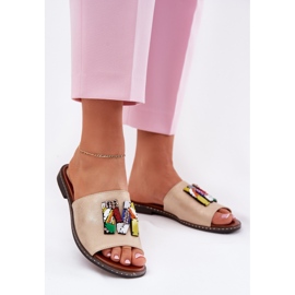 Jezzi Flach -gekräuselte Frauenflip -Flops mit goldener Verzierung 2