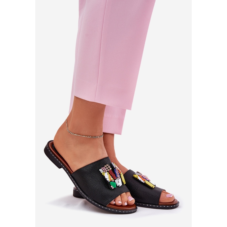 Jezzi Damen-Flip-Flops mit flachem Absatz und Verzierung, Schwarz 1