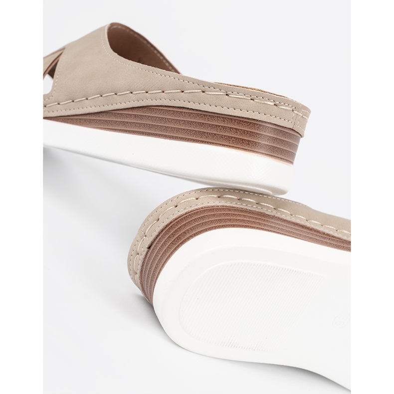 Shelvt Beige Flip Flops für Frauen 1