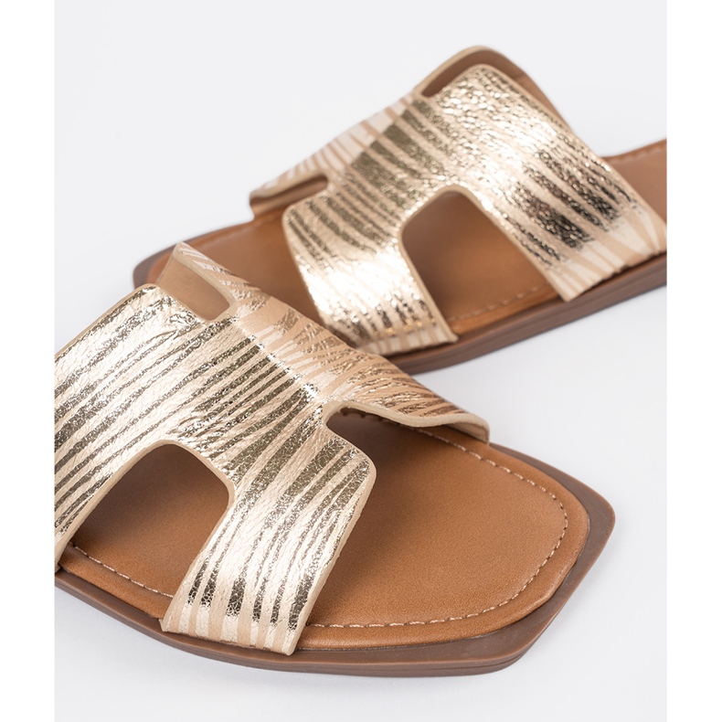 Sergio Leone Golden Flip Flops mit einem quadratischen Zeh 1