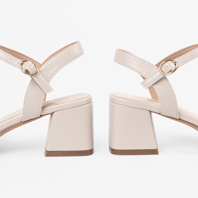 Frauen beige Sandalen Sergio Leone 1