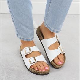 EVento Damenflip flops mit Schnallen weißer Ereignis 8323 6