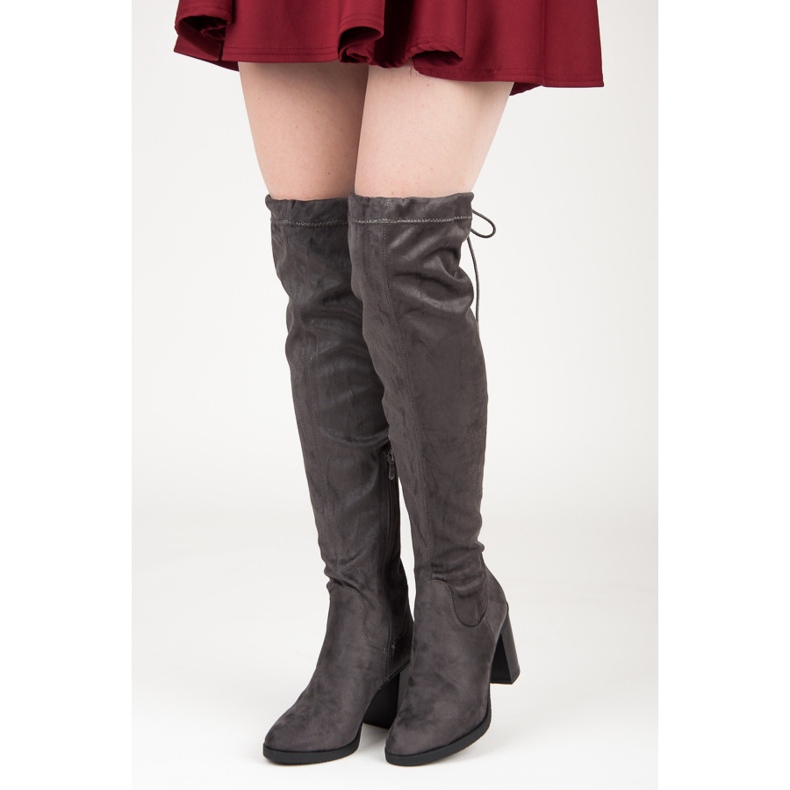 Seastar Overknee-Stiefel am Pfosten grau 2