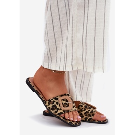 Inna Flat -Frauen -Flip -Flops mit einer dekorativen Leopardenschnalle braun 1