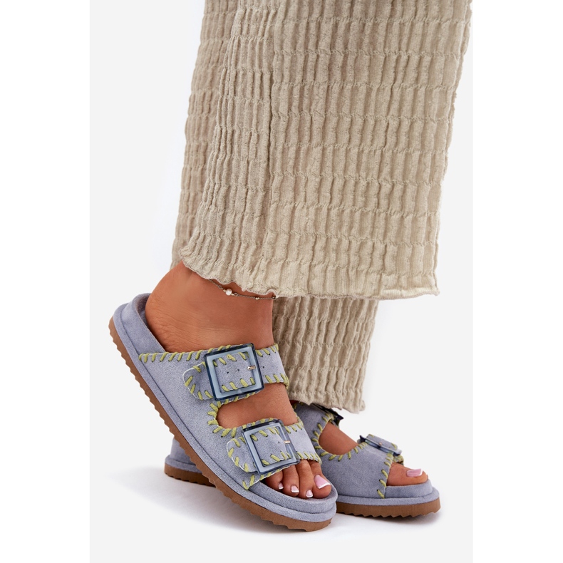 Inna Damenflip Flops mit Schnallen und dekorativem blauem Saum 1