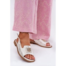 S.Barski Elegante Frauensandalen mit flachen Hubs mit einer Verzierung von S. Barski Kv51-082 Silber silber- 2