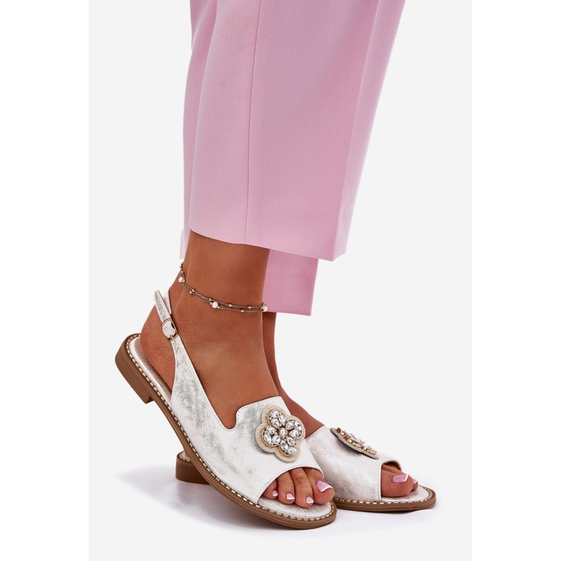 S.Barski Frauensandalen mit flachem Haken mit einem dekorativen Detail S. Barski Kv51-080 Silber silber- 1