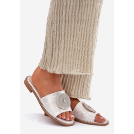 S.Barski Flatheeled-Flip-Flops für Frauen mit einem Ornament S. Barski Kv51-013 Silber 1