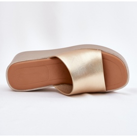 Inna Damenflip flops auf einem Keil Eco Leder golden 7