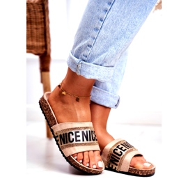 EVento Damen BeNice Beige Flip Flops Auf Kork Mit Strasssteinen 1