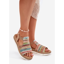 EVento Frauensandalen mit einem mehrfarbigen Geflecht beige 1
