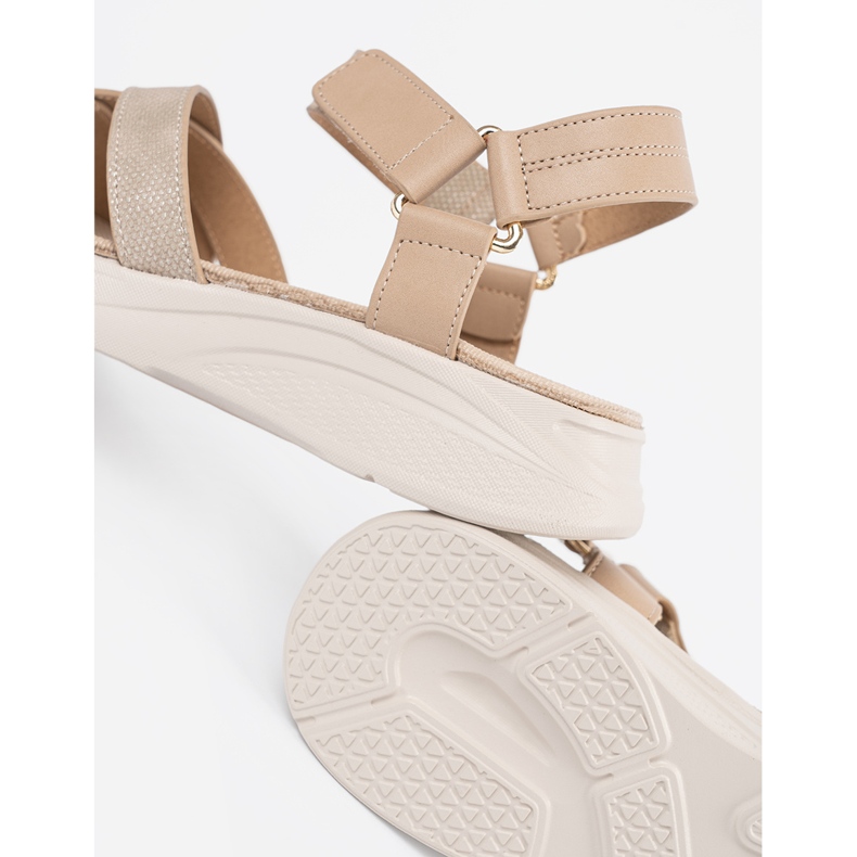 Sergio Leone Leichte beige Sandalen auf einer weißen Plattform 1