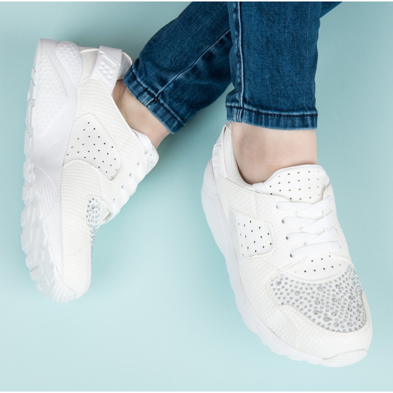 Kylie Sportschuhe mit Kristallen weiß 1