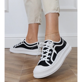 Schwarze Plateau-Sneaker für Damen 4