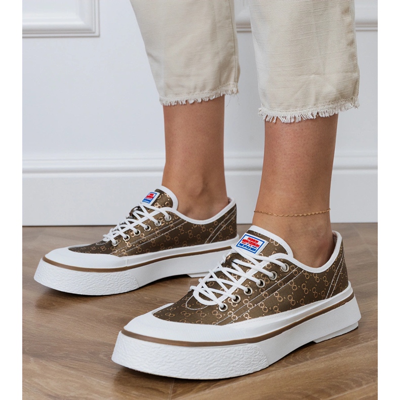 Brown Damen -Turnschuhe auf der Plattform braun 1