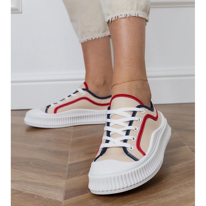 Beigefarbene Plateau-Sneaker für Damen 1