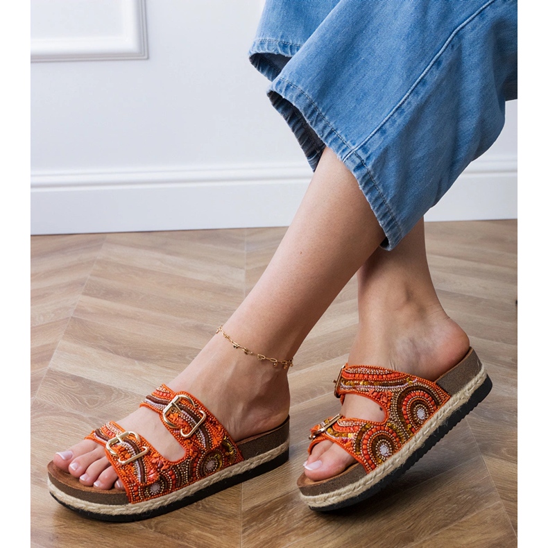 Orange ethnische Flip -Flops mit Klemmen auf Streifen 2