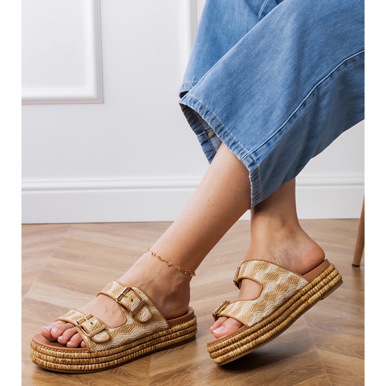 Beige klatschen mit Klemmen auf Streifen 2