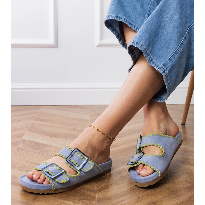 Blue Flip Flops mit Klemmen und Stickerei auf Streifen blau 2