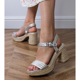 Silver Espadrilles Sandalen auf dem Pfosten silber- 2