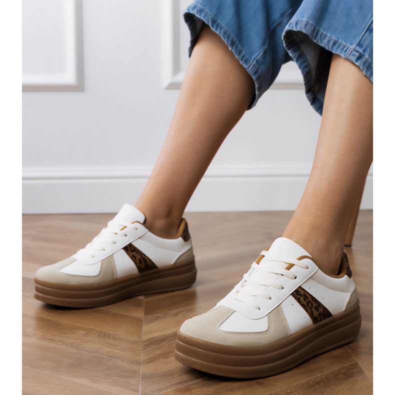 Frauen -Leoparden -Sneaker auf der Plattform weiß 1