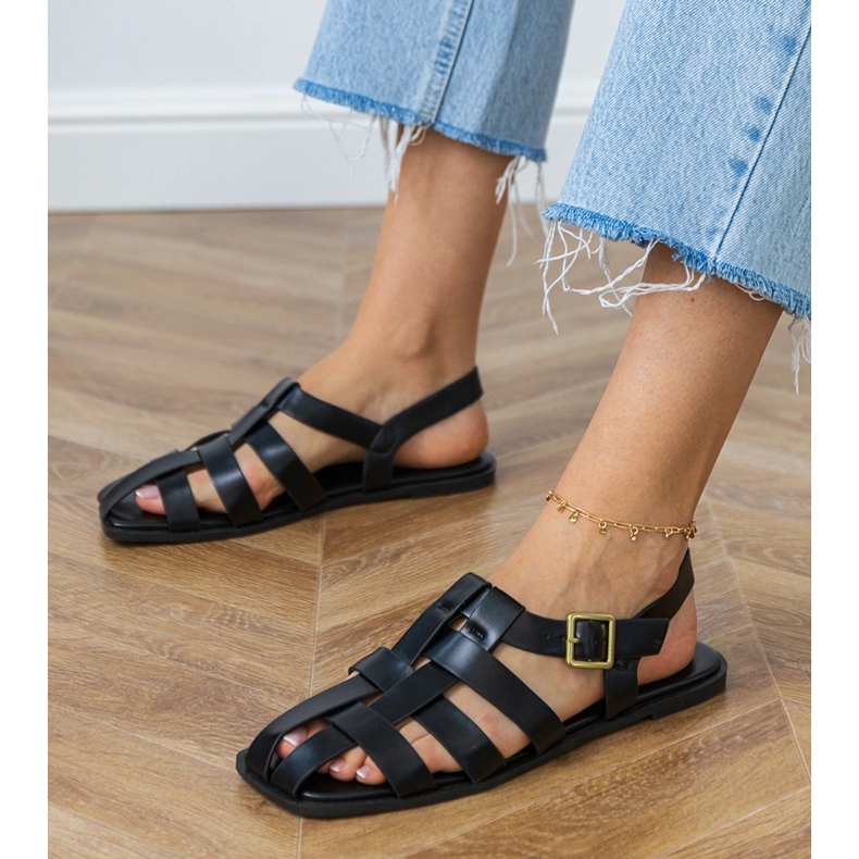 Schwarze Sandalen Gladiator gebaut 1