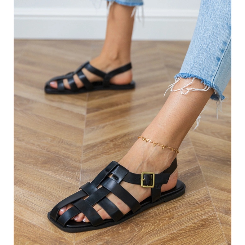 Schwarze Sandalen Gladiator gebaut 2