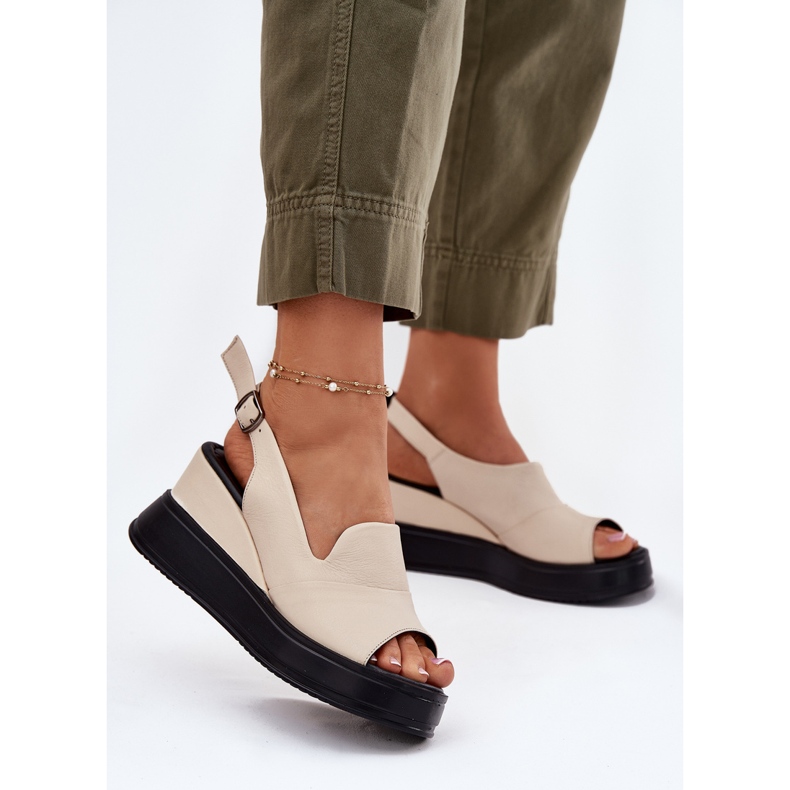 Damen -Ledersandalen für alten Artiker 54C0401 Beige 2