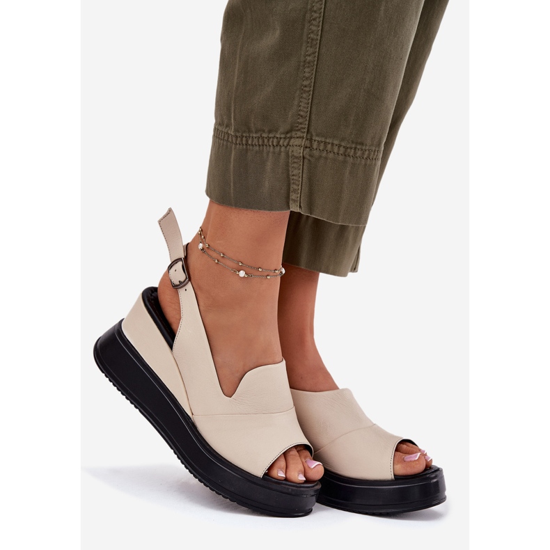 Damen -Ledersandalen für alten Artiker 54C0401 Beige 1