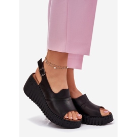 ARTIKER Frauensandalen aus natürlichen Leder auf Keilartker 54C0791 Schwarz 1