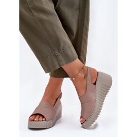 ARTIKER Frauensandalen aus natürliches Leder für einen Keilartker 54C0788 Dunkler Beige 3