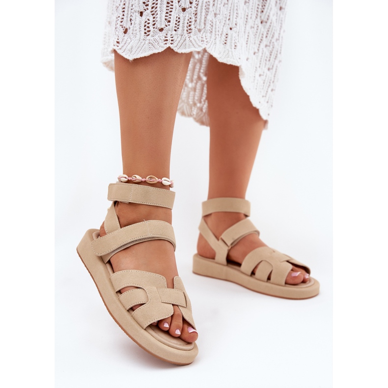 Frauensandalen mit Beige 2