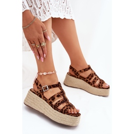 Frauensandalen mit Streifen und Leopardengeflecht braun 7