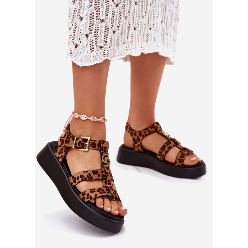 Frauensandalen auf der Plattform mit einem goldenen Detail Leopard braun 1