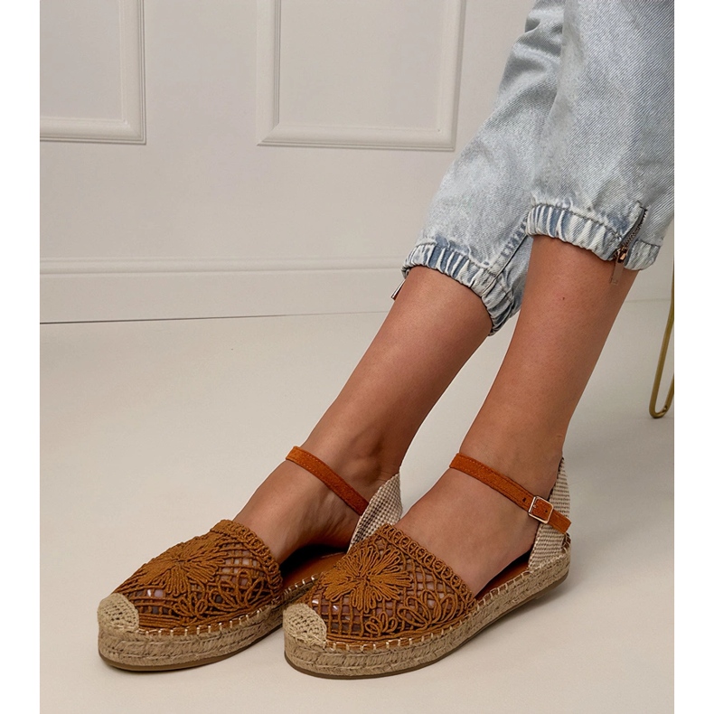 Brown Espadrilles Openwork Sandalen braun 1