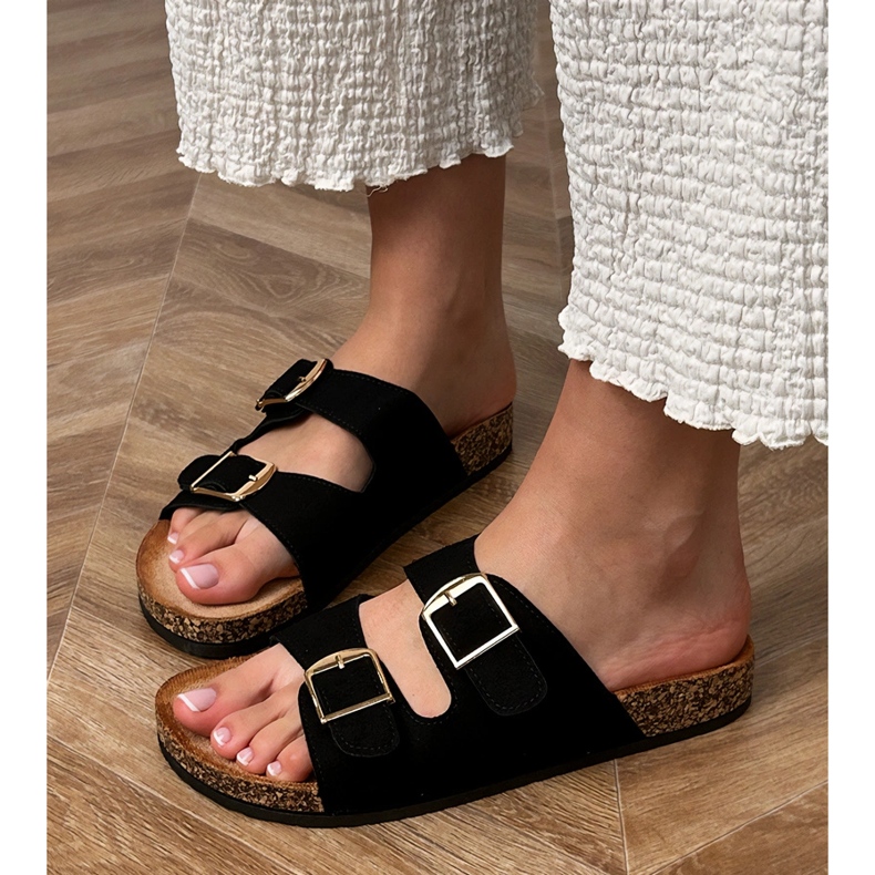 Schwarze Flip Flops mit Korksohle 2
