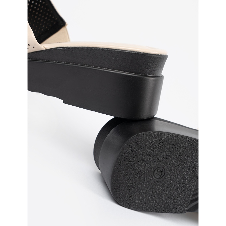 Seastar Beige Pantoffeln für Frauen auf der Plattform 1