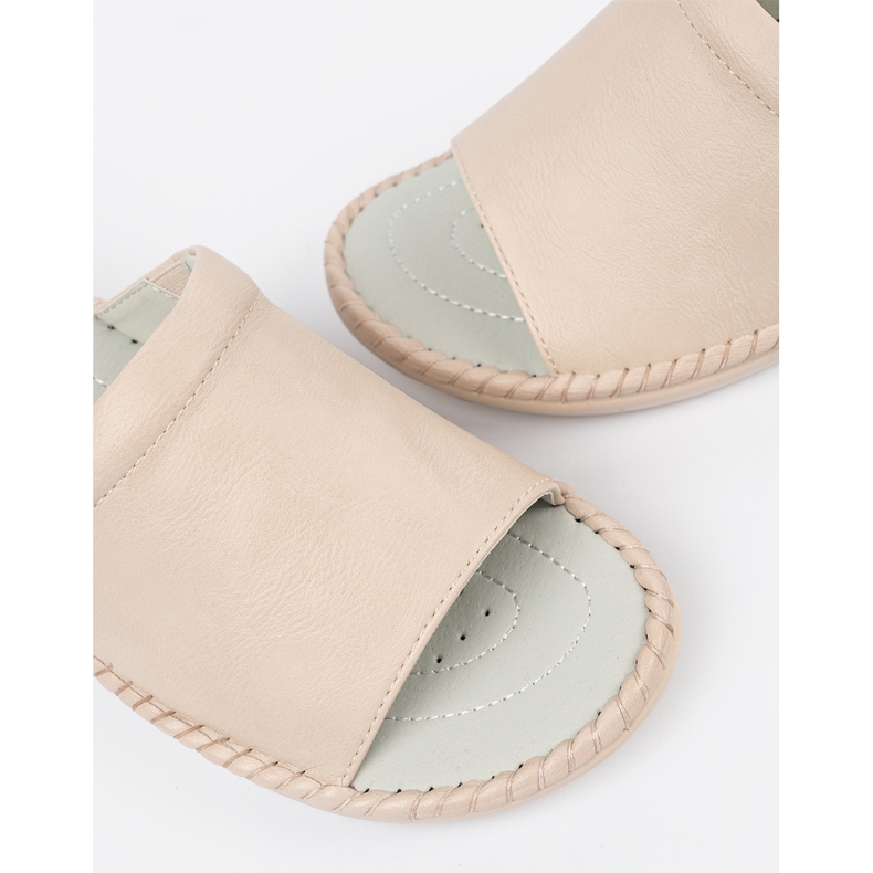 J. Star Light -be -Leder -Einsatz Flip -Flops beige 1