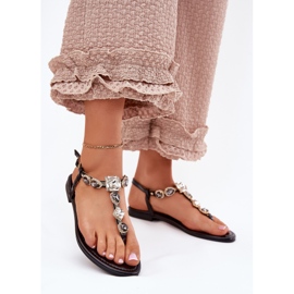 Flache Frauensandalen mit schwarzen Kristallen 2