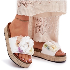 Damenflip flops mit Blumenplattform mit weißem Geflecht 7