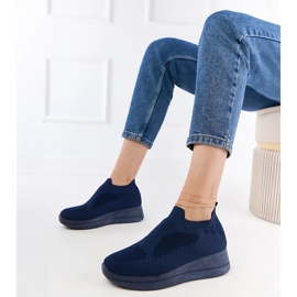 Marineblaue dunkelblaue Turnschuhe 1