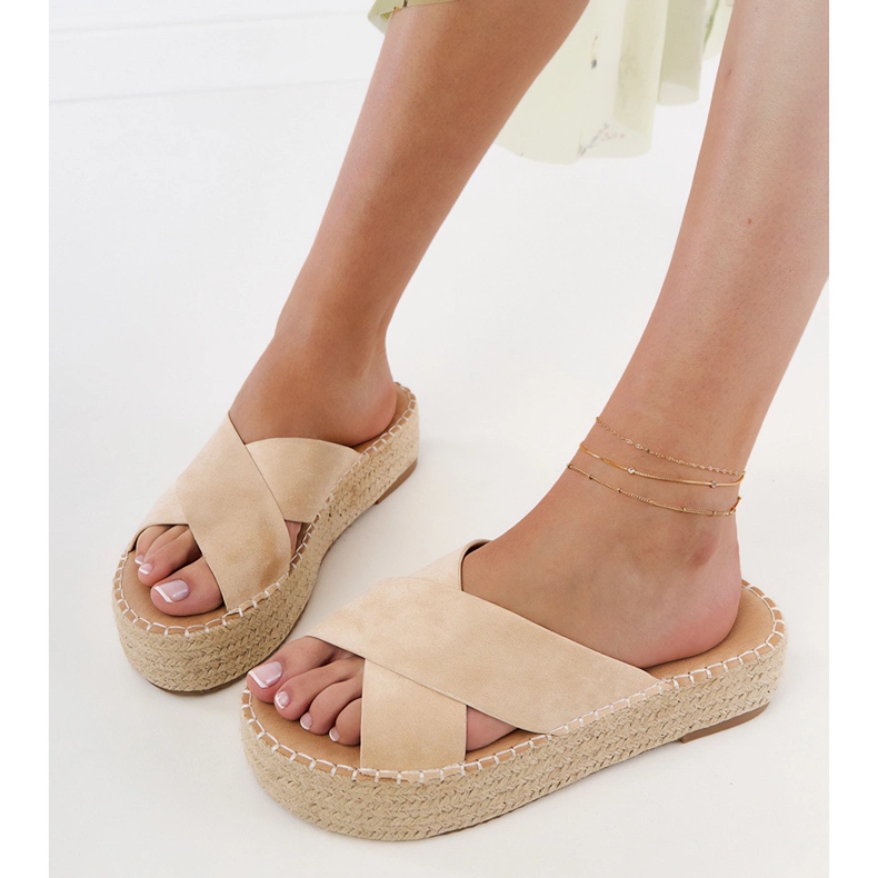 Beige Espadrilles mit Streifen auf der Plattform 2