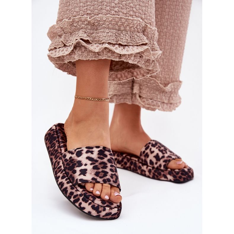 Damenflip Flops auf der Plattform Leopard braun 2