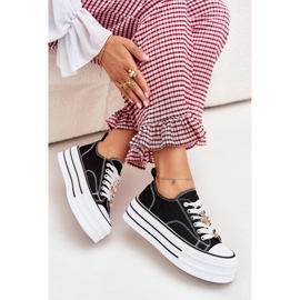 Frauen -Sneaker auf der Plattform mit goldenen Stiften schwarz 6