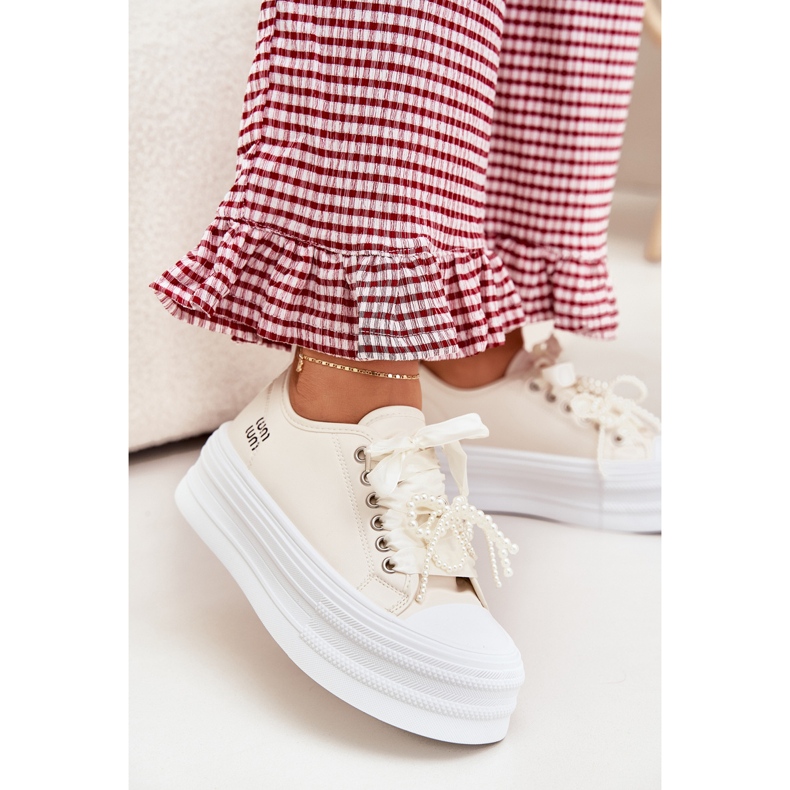 Frauen -Sneaker auf der Plattform mit dekorativem Schnürsenkel Beige 2