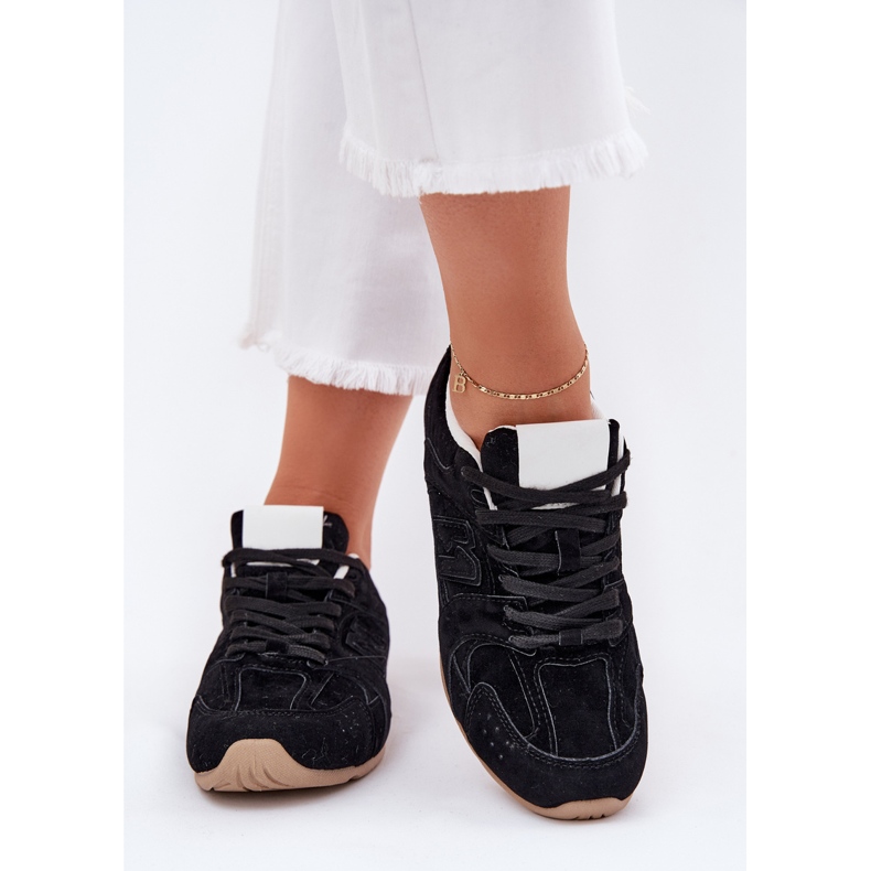 Frauen Sportschuhe mit Öko -Wildlederschwarz 2