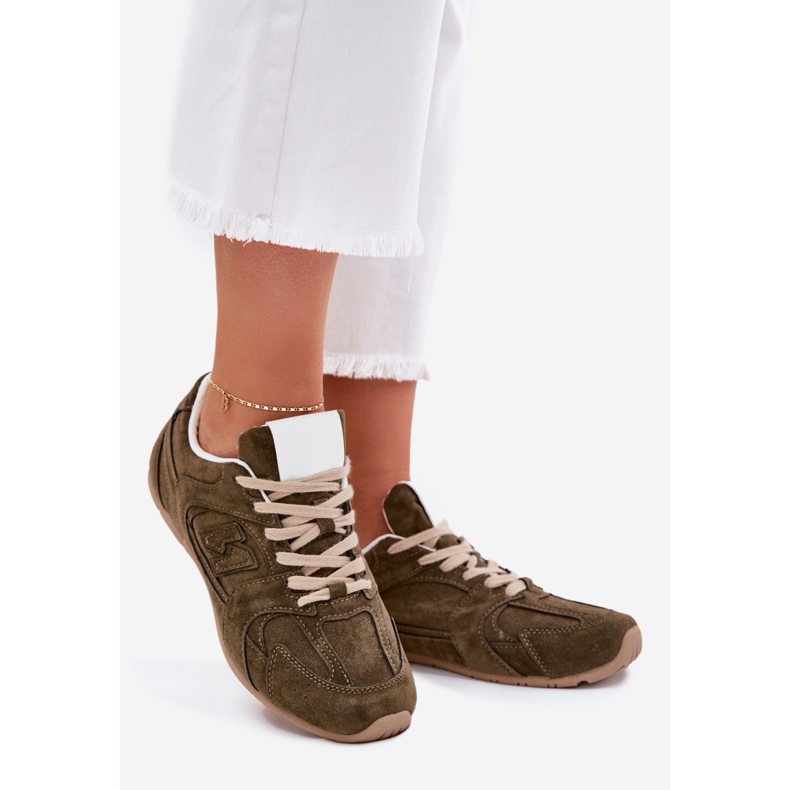 Frauen Sportschuhe mit Öko -Wildleder dunkelgrün 1