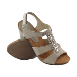 Caprice Sandalen Damenschuhe mit Klettverschluss 28309 braun mehrfarbig 3