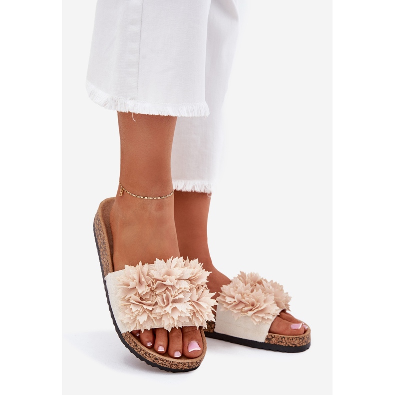 Frauenflip flops auf einer Korksohle mit dekorativen Blumen Beige 1