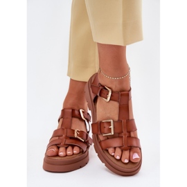 EVento Öko -Leder -Frauensandalen mit Kamelschnallen braun 3